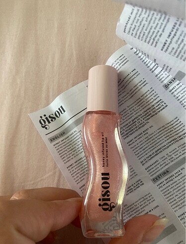  Beden Renk Gisou lip oil