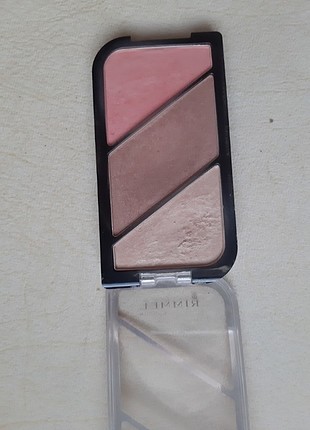 Rimmel london yüz paleti