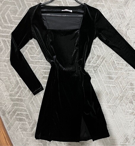 Bershka siyah mini elbise