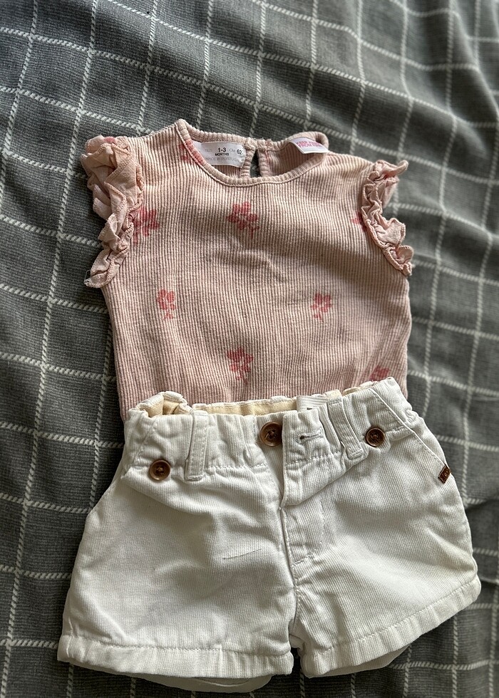 Kız bebek şortlu takım - Görsel 2