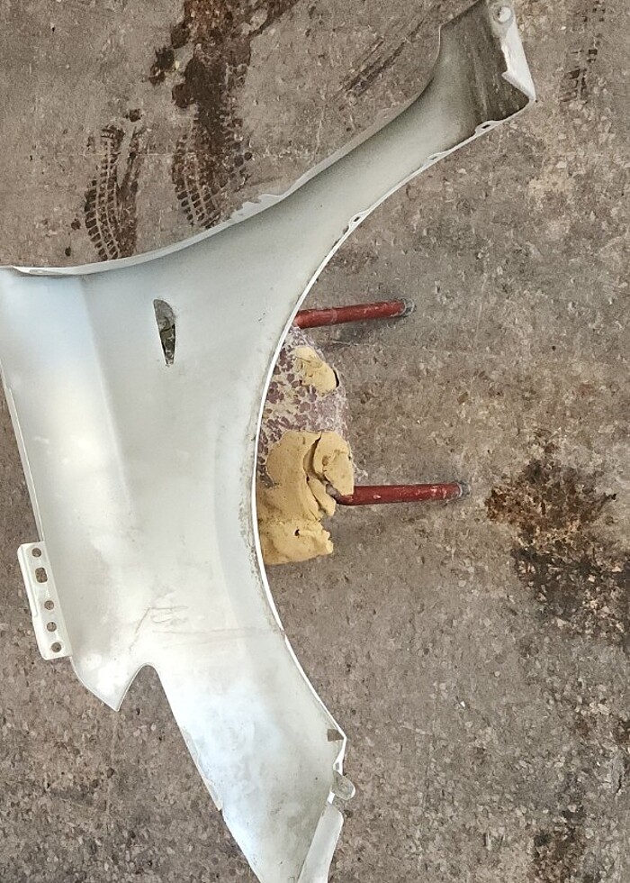 Hyundai i20 sağ orjinal çamurluk  - Görsel 3