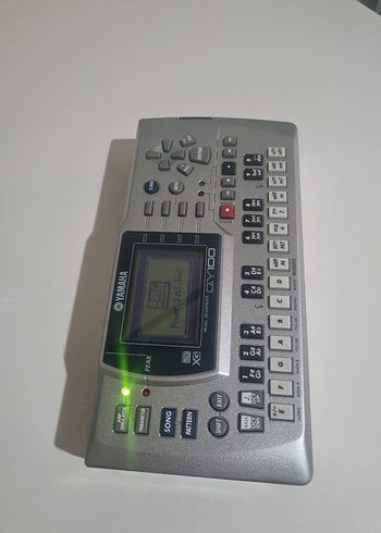 YAMAHA QY100 MÜZİK SIRALAYICI SE MODÜLÜ - Görsel 2