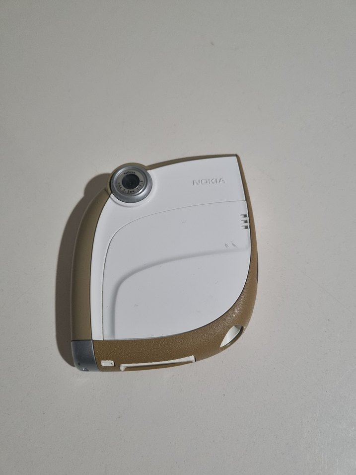 良*S様 Nokia 7600 本体 ホワイト/ゴールド Nokia NOKİA 7600 | Gardrops