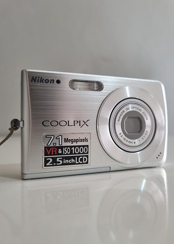 NİKON S200 ARIZALI