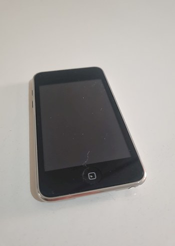 İPOD TOUCH 3.NESİ 8GB