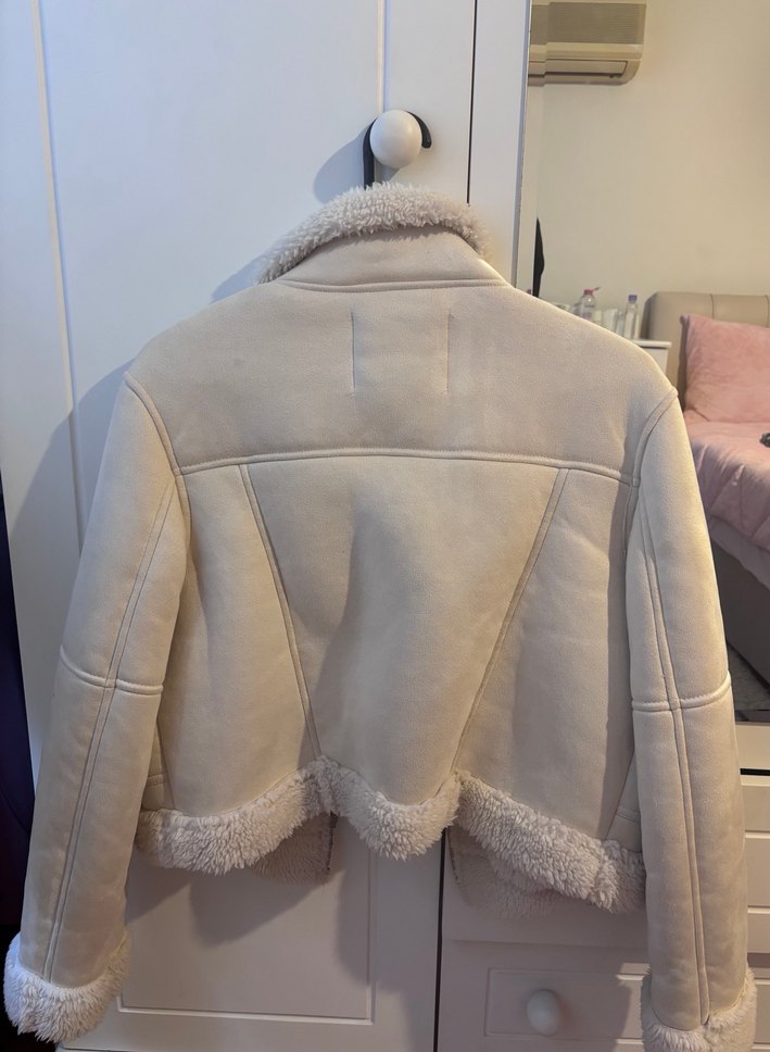 Beyaz Süet Kadın Ceket, Kürk Detaylı, Midi Boy - Görsel 3