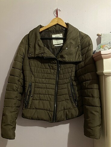 Bershka Mont
