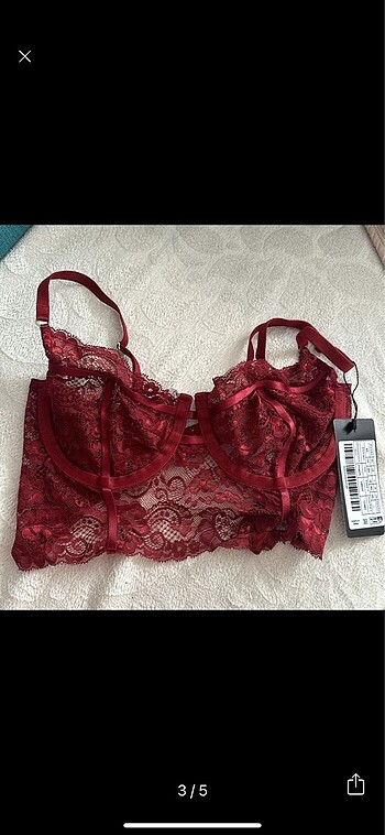 m Beden Bralet
