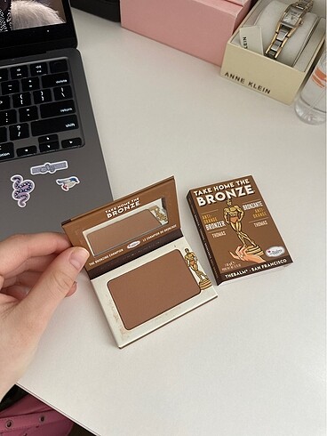 The Balm The balm bronzer