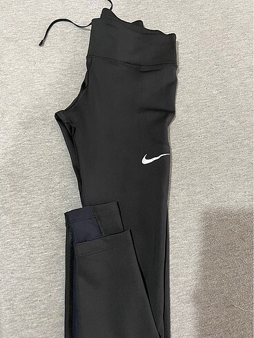 Nike tayt