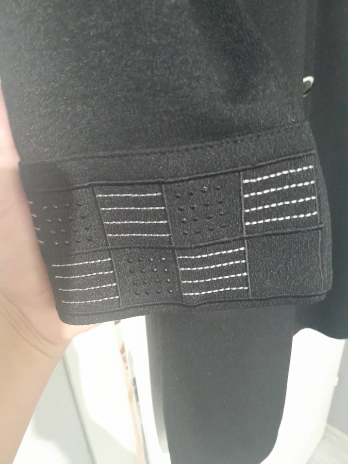 Düğmeli Siyah Midi Kadın Kaban - Görsel 3