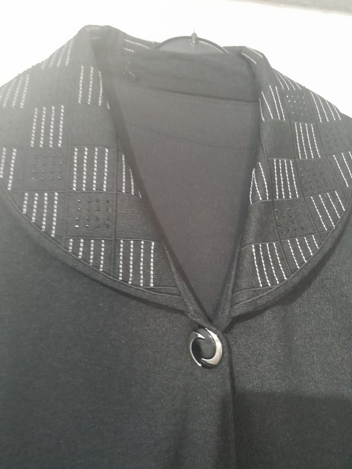 Düğmeli Siyah Midi Kadın Kaban - Görsel 2