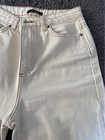 36 Beden Trendyolmilla bej mom jean