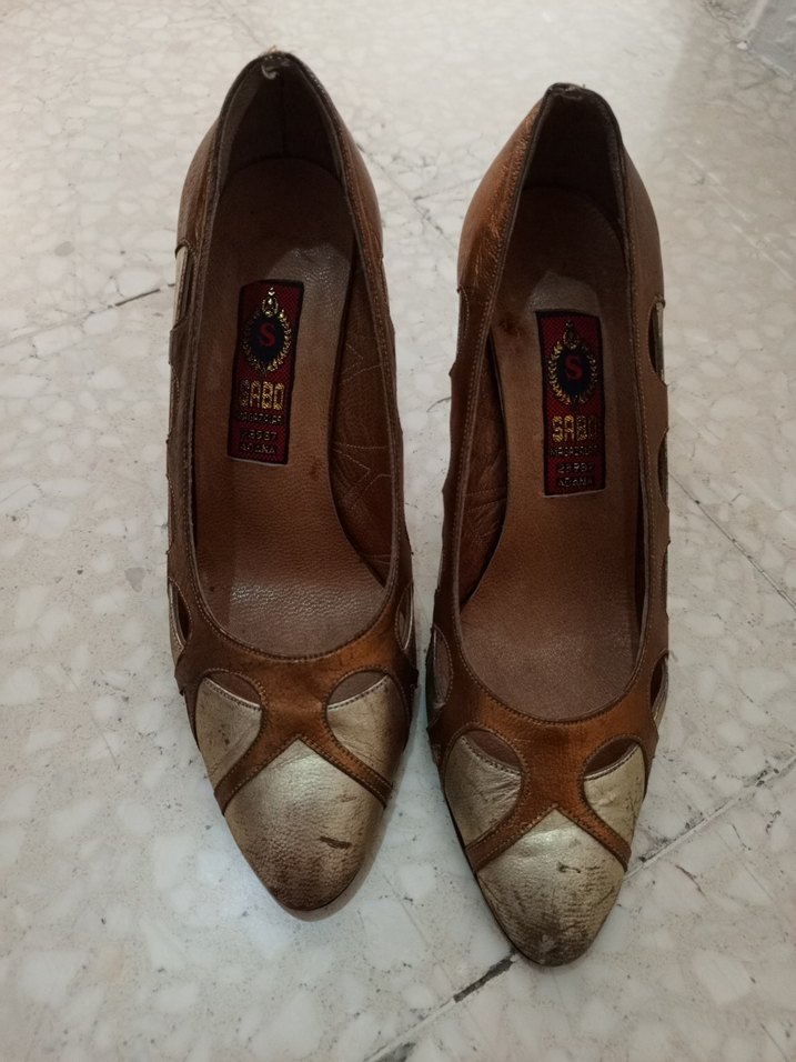 Bej Süet Tokalı Vintage Topuklu Kadın Ayakkabı - Görsel 3