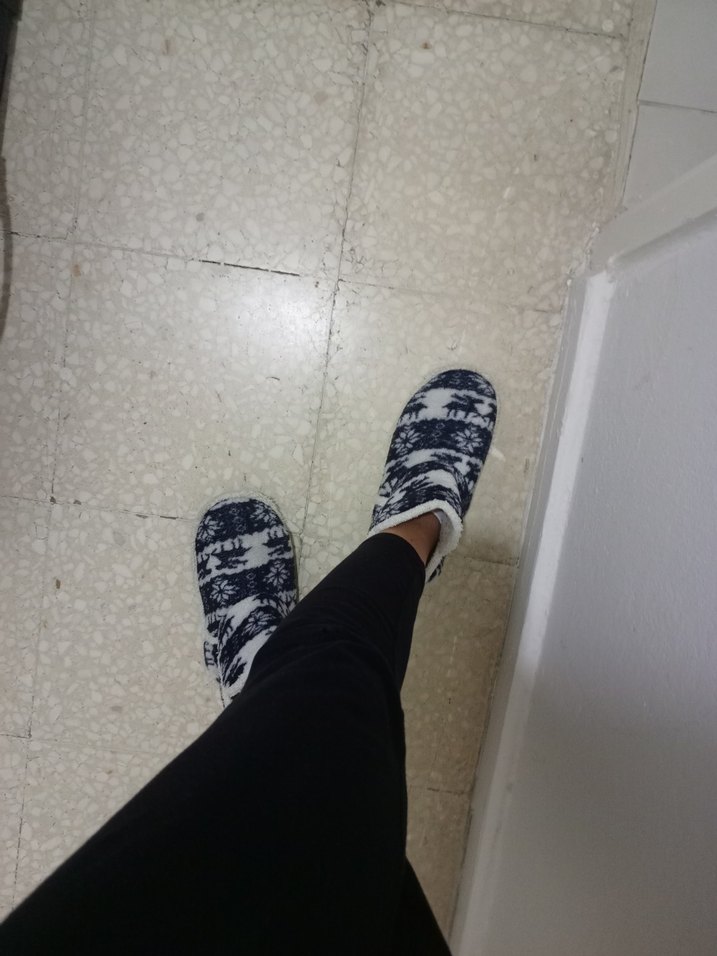 kadın Gri Beyaz Bağlama Desenli Sıcak Ev peluş ayakkabı - Görsel 3