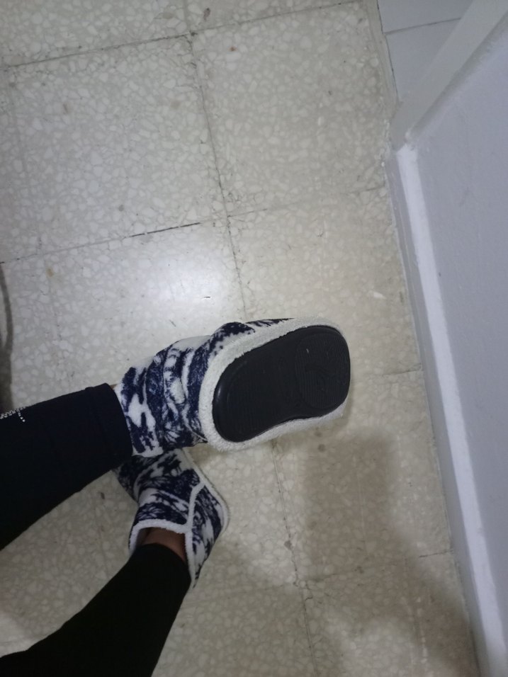 kadın Gri Beyaz Bağlama Desenli Sıcak Ev peluş ayakkabı - Görsel 2