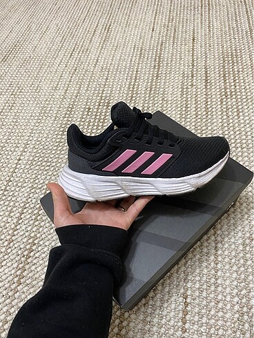 36 Beden Adidas kadın koşu ayakkabısı