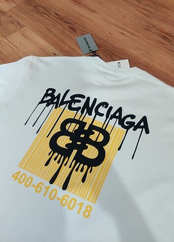 Balenciaga Yeni Sezon Tişört ?