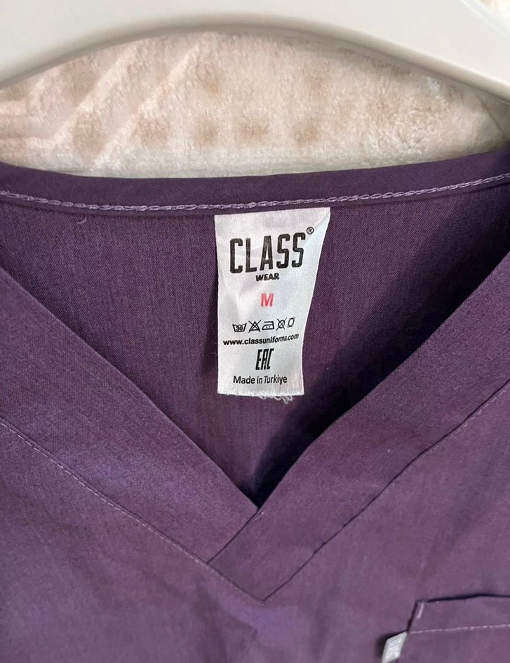 Kadın Mor Düğmeli Kısa Kollu Hemşire Takımı - Görsel 4
