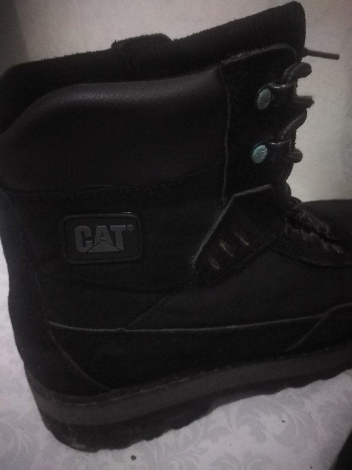 Orijinal CAT marka, 43 numara bot.
Az kullanılmış, - Görsel 5