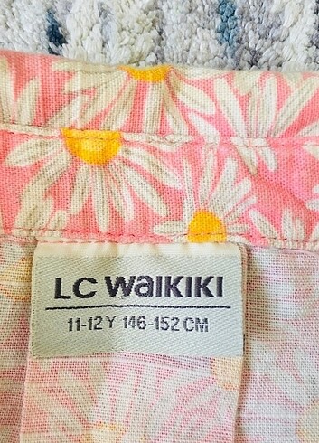 LC Waikiki Kız çocuk papatya desenli takım elbise 