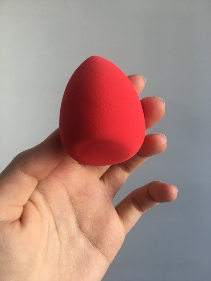 Kırmızı Makyaj Süngeri - Görsel 2