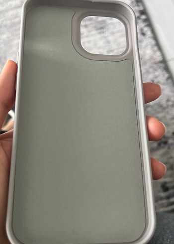 İphone 15 Bej 
Telefon Kılıfı - Görsel 5