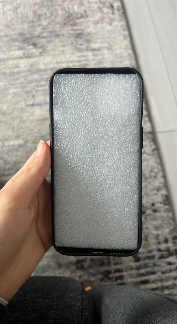 İphone 15 siyah kılıf - Görsel 2