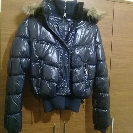 Lacivert parlak kisa mont