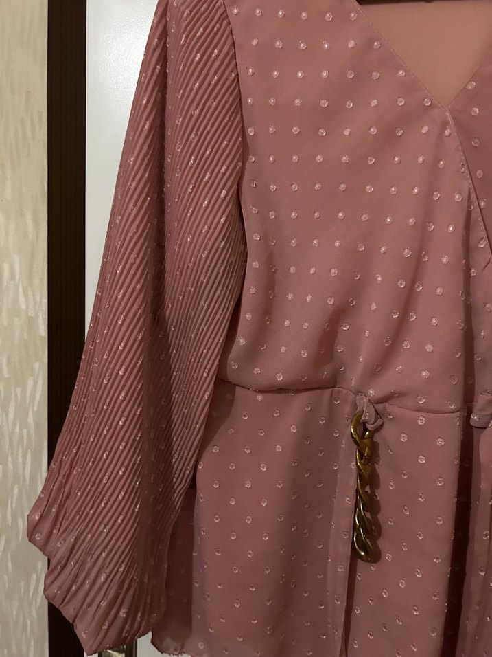 Parıltılı Kemerli V Yaka Bluz - Görsel 3