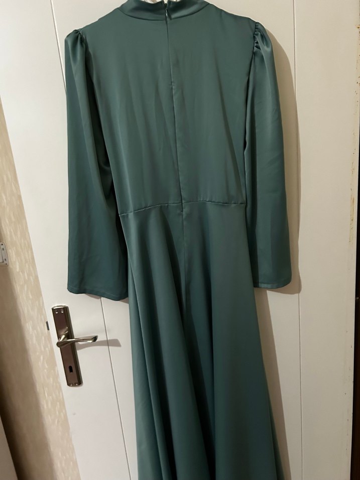 Nakışlı Turkuaz elbise - Görsel 4