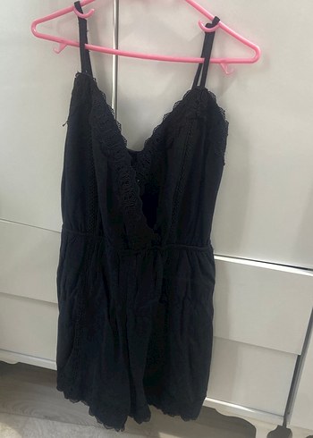 Dantel Detaylı Siyah V Yaka Kadın Tulum - Görsel 2