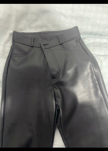 Siyah Deri Kadın STRADİVARİUS  Pantolon - Görsel 3