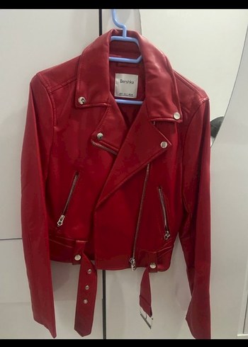 Kemerli Kırmızı  Deri Biker Ceket BERSHKA - Görsel 2