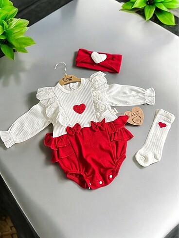 KIZ BEBEK ÇORAPLI BANDANALI ELBİSE SIFIR