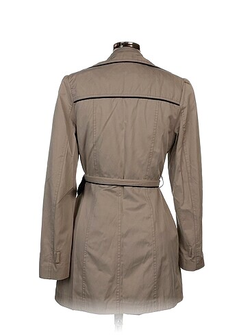 38 Beden Robin Trenchcoat %70 İndirimli.