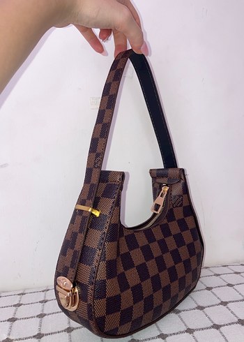 Kahverengi Kareli Deri Kadın Omuz Çantası - Görsel 2