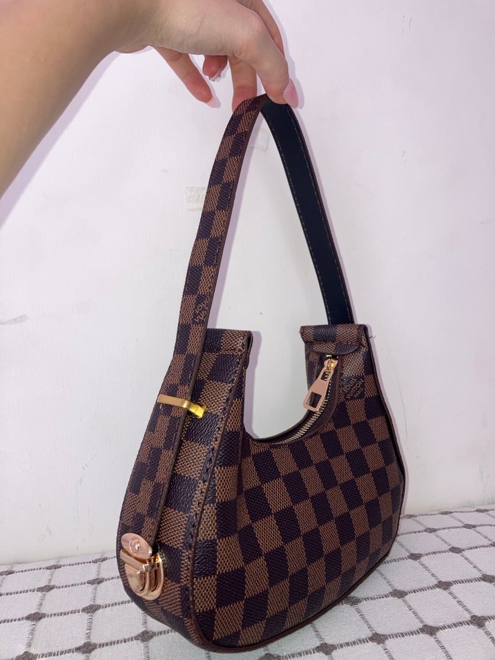 Kahverengi Kareli Deri Kadın Omuz Çantası - Görsel 2