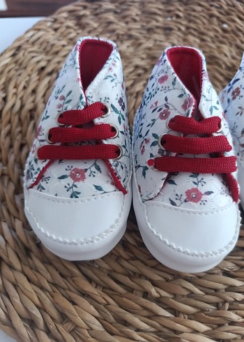 Özel Kutusunda Kız Bebek İlk Adım Ayakkabısı - Görsel 3