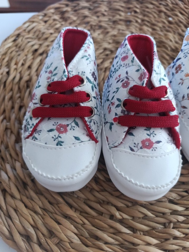 Özel Kutusunda Kız Bebek İlk Adım Ayakkabısı - Görsel 3