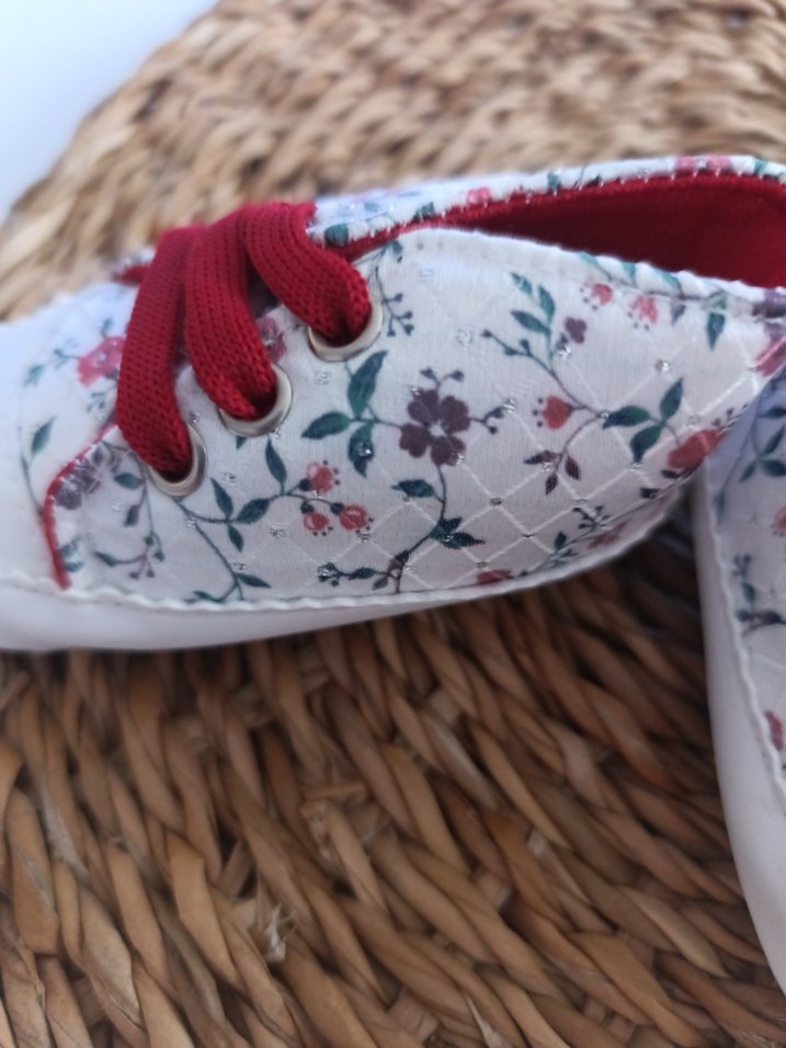 Özel Kutusunda Kız Bebek İlk Adım Ayakkabısı - Görsel 2