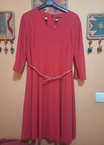 Kemerli pembe şık Elbise