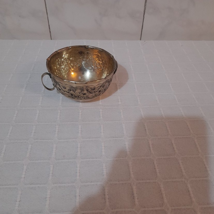 Altın Renkli İşlemeli Çift Kulplu Kase - Görsel 3