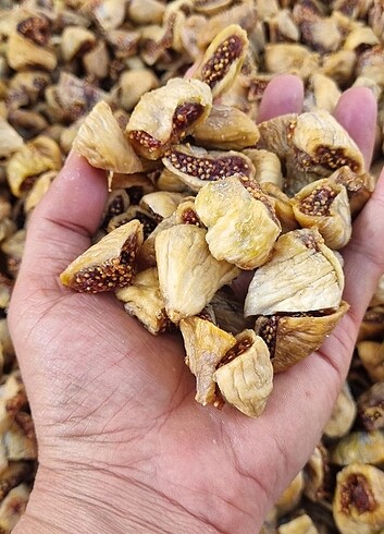 Paşabahçe Cevizli kuru incir reçelimiz 660 cc / 850 gram