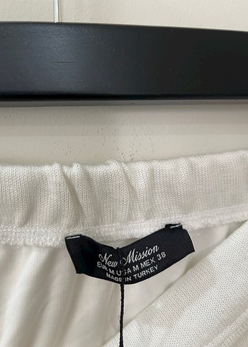 m Beden Butik ürünü Kadın Beyaz Uzun Etek
