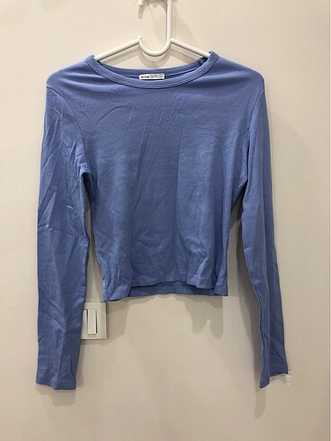 Bershka uzun kollu tshirt