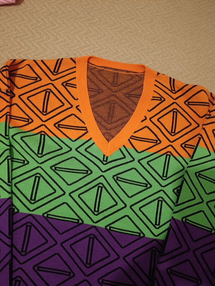 V yaka desenli uzun kollu kadın kazak - Görsel 2