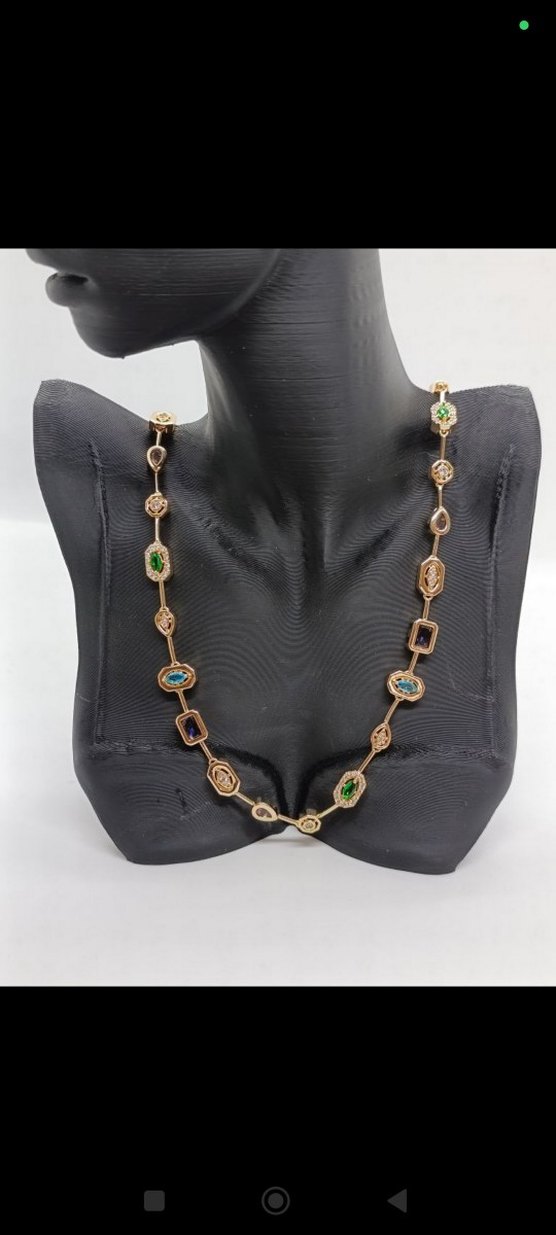 Zincir Detaylı Midi Altın Kolye - Görsel 4