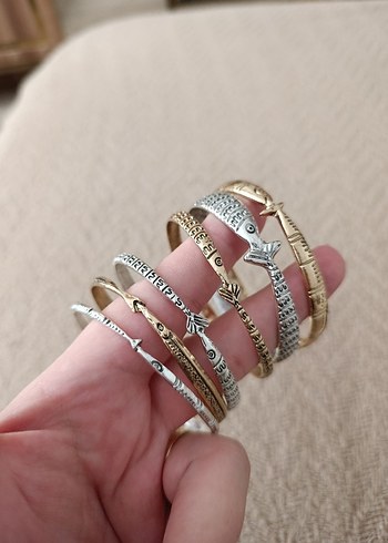 Zara Bohem Yılan Desenli Altın Renk Kadın Bileklik