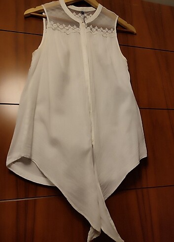 s Beden Stradivarius temiz, çok şık dantel detaylı.